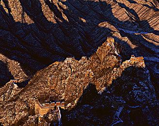 休闲策略解谜游戏《河畔小镇》Steam页面开放 明年发售